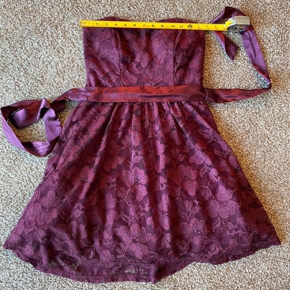 👗HP👗 Delias Burgundy Strapless Dress - Picture 7 of 13